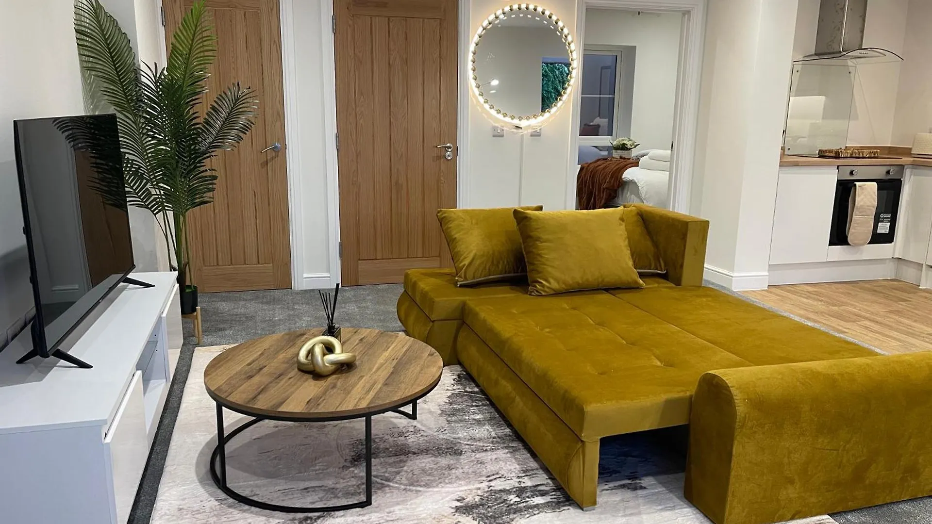 Elim Suite -Luxury Stylish 1Bed Apartment - 5 Mins To Beach, Parking Sleeps 2-3 People Μπόρνμουθ Ηνωμένο Βασίλειο